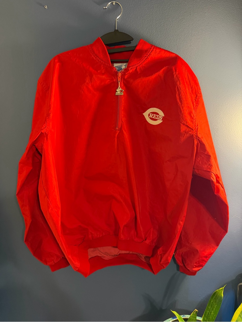 STARTER Cincinnati Reds Jacket with Ribbed Trim Large